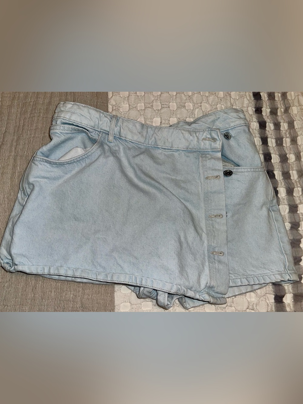 Zara Light Blue Relaxed Women's Denim Shorts size large